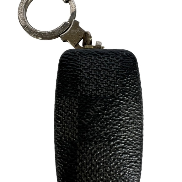 Louis Vuitton lighted key ring - Picture 1 of 5
